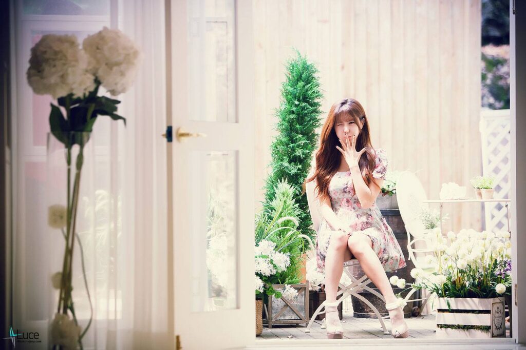 Gái Đẹp Tóc Ngắn Khám Phá Nét Đẹp Tự Nhiên Và Ý Nghĩa Của Nghệ Thuật Khỏa Thân Trong Văn Hóa Hiện Đại